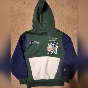 NWOT Nike Swoosh High Kids Sweatshirt Size Small